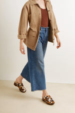 Classic Closed Clog Cow