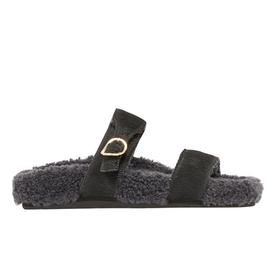Latria Black Latria Black