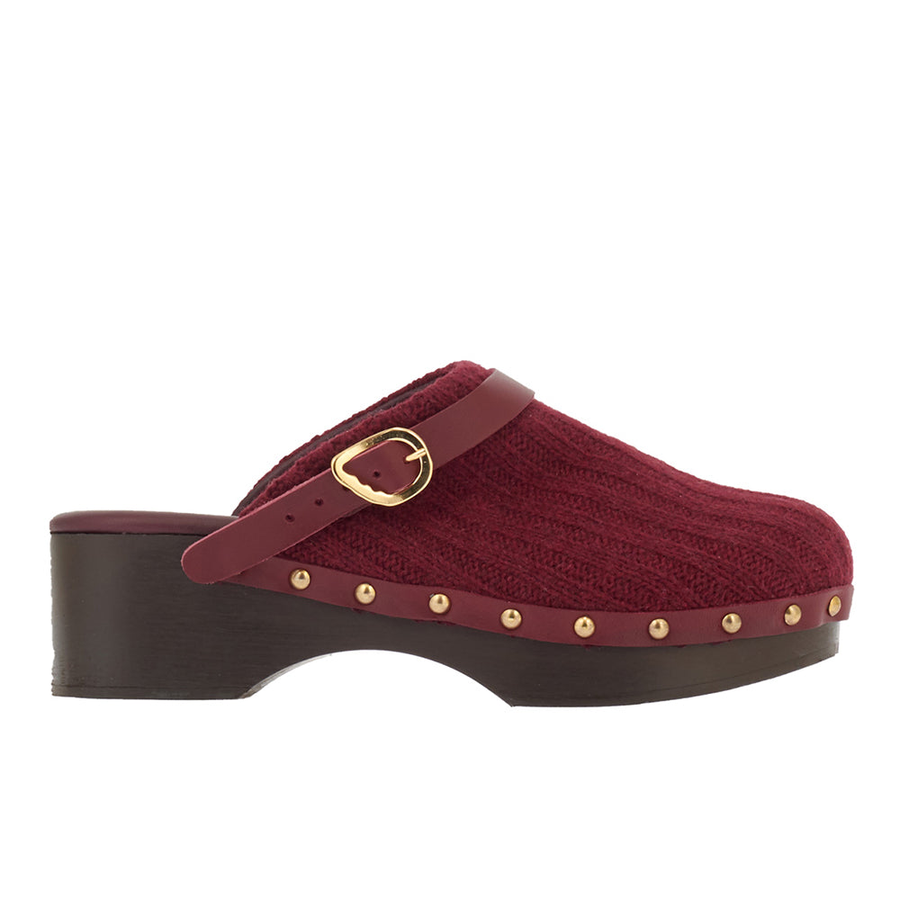 Classic Closed Clog Bordeaux