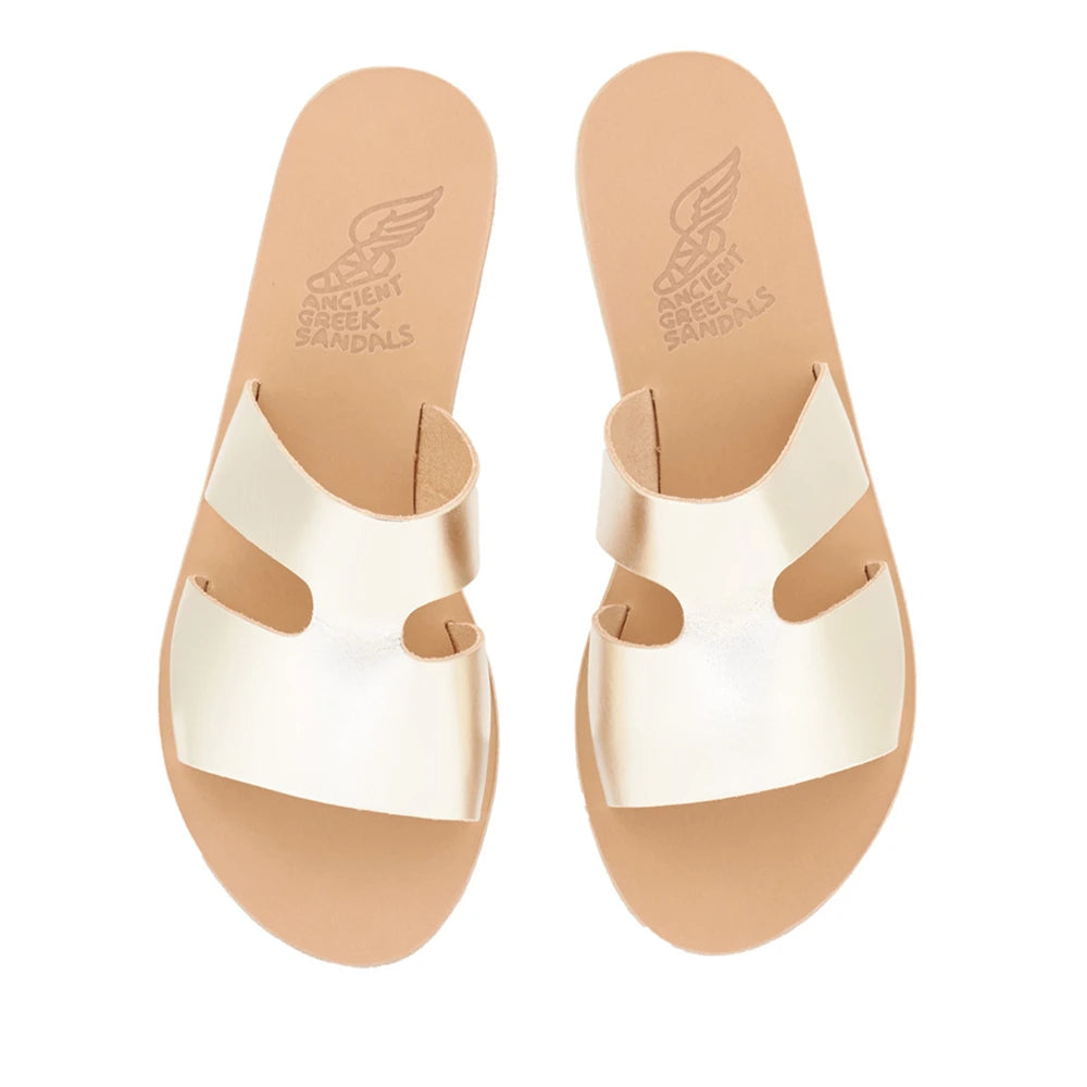 Apteros Leather Platinum sandals top