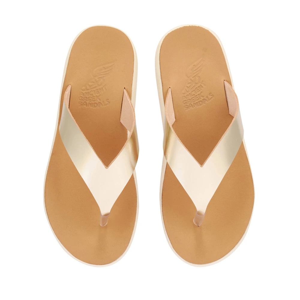 Charys Comfort Leather Platinum sandals top