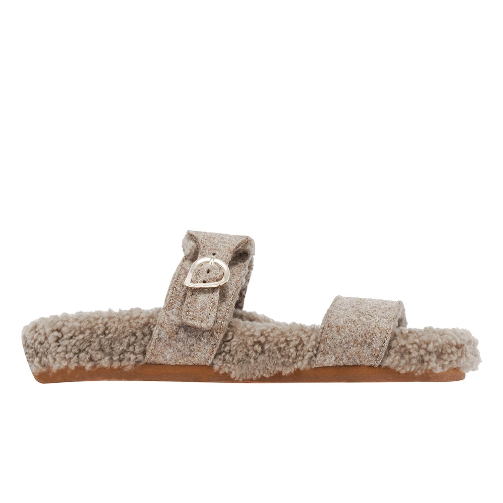 Latria Felt/Sheepskin Camel sandals side