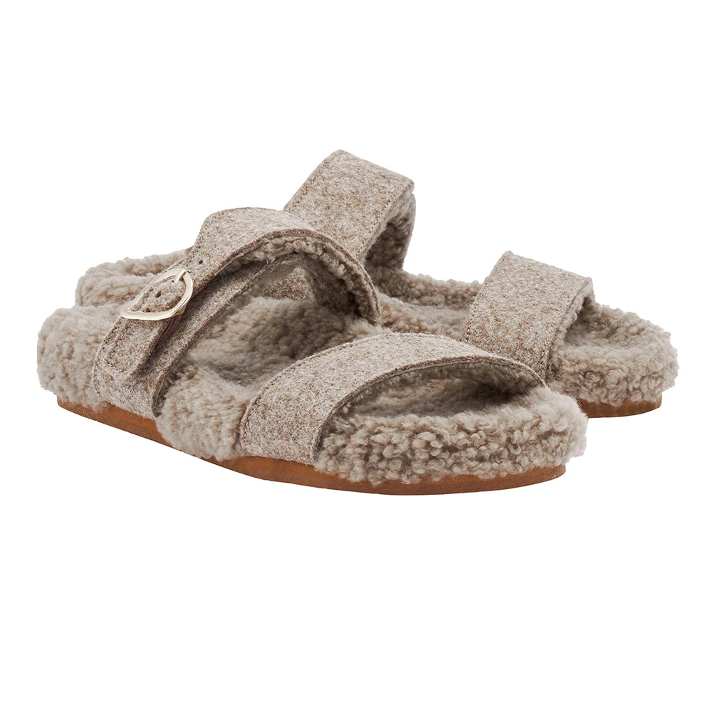 Latria Felt/Sheepskin Camel sandals 3-4