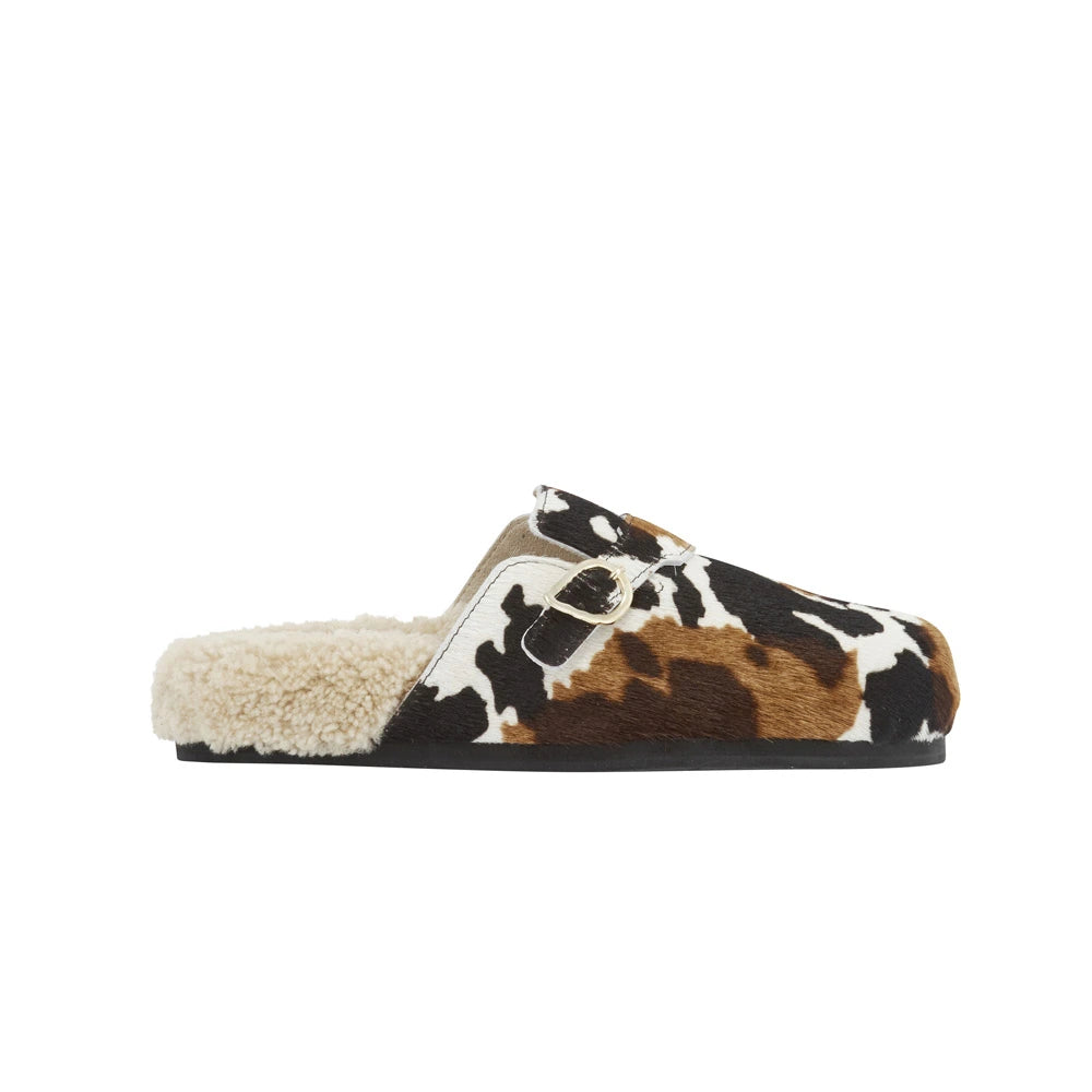 Vasilitsa Pony Cow side