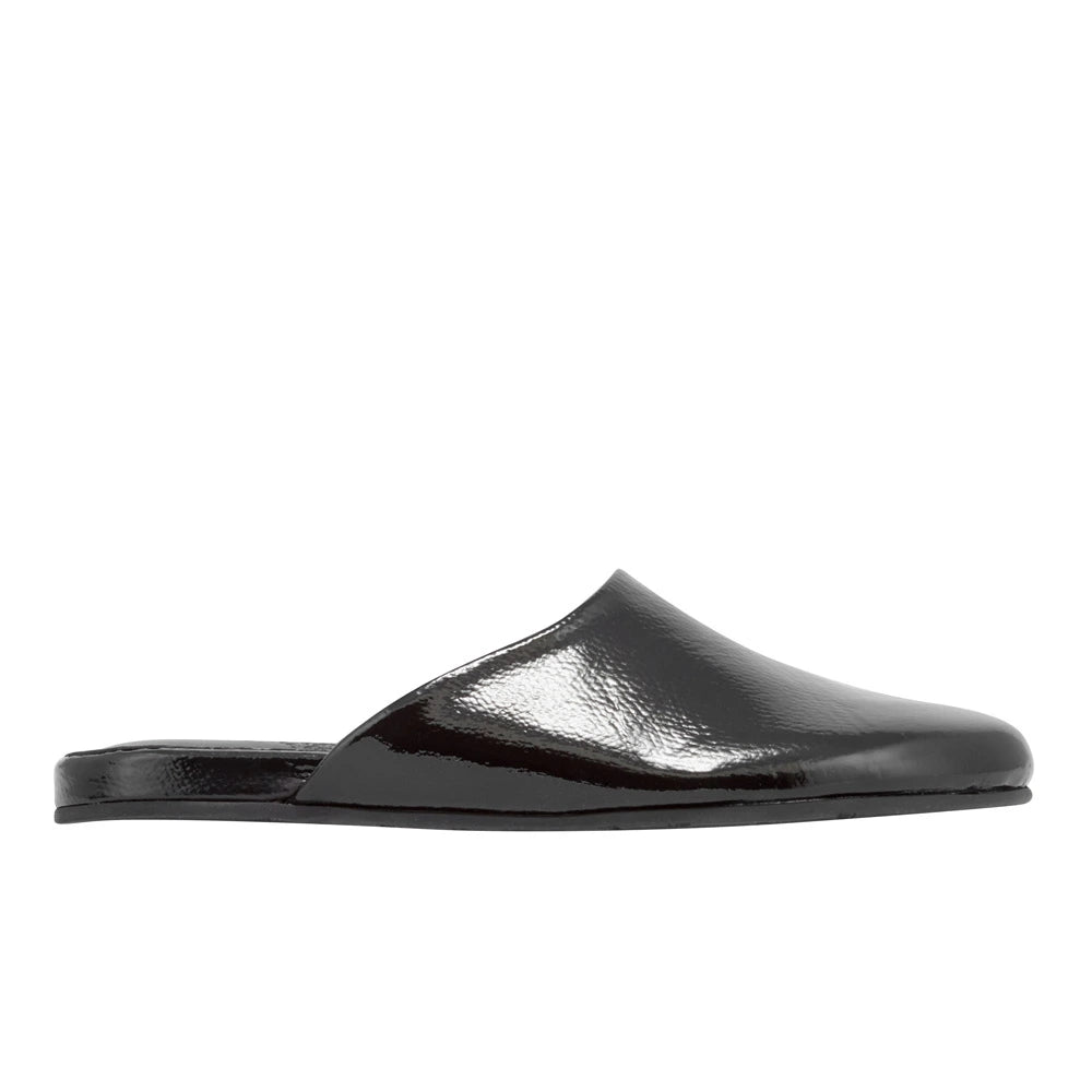 The Slipper Black