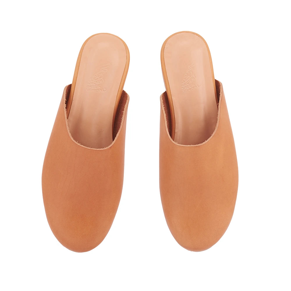 The Slipper Oily Vachetta Natural top view