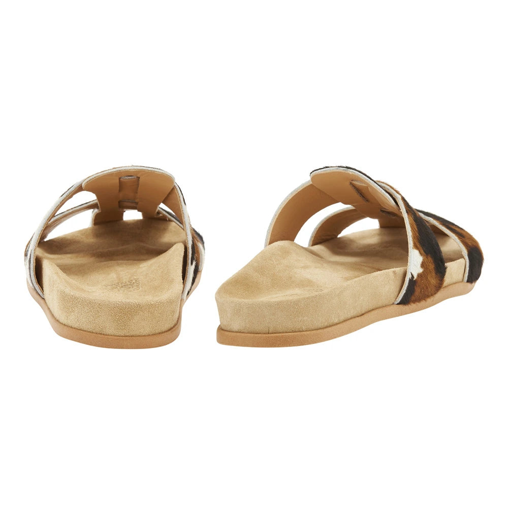 Skafi Pony Cow sandals back