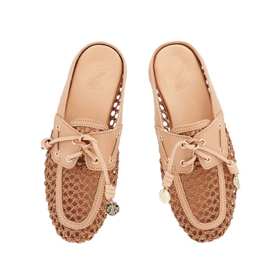 Naveta Raffia Brown sandals top
