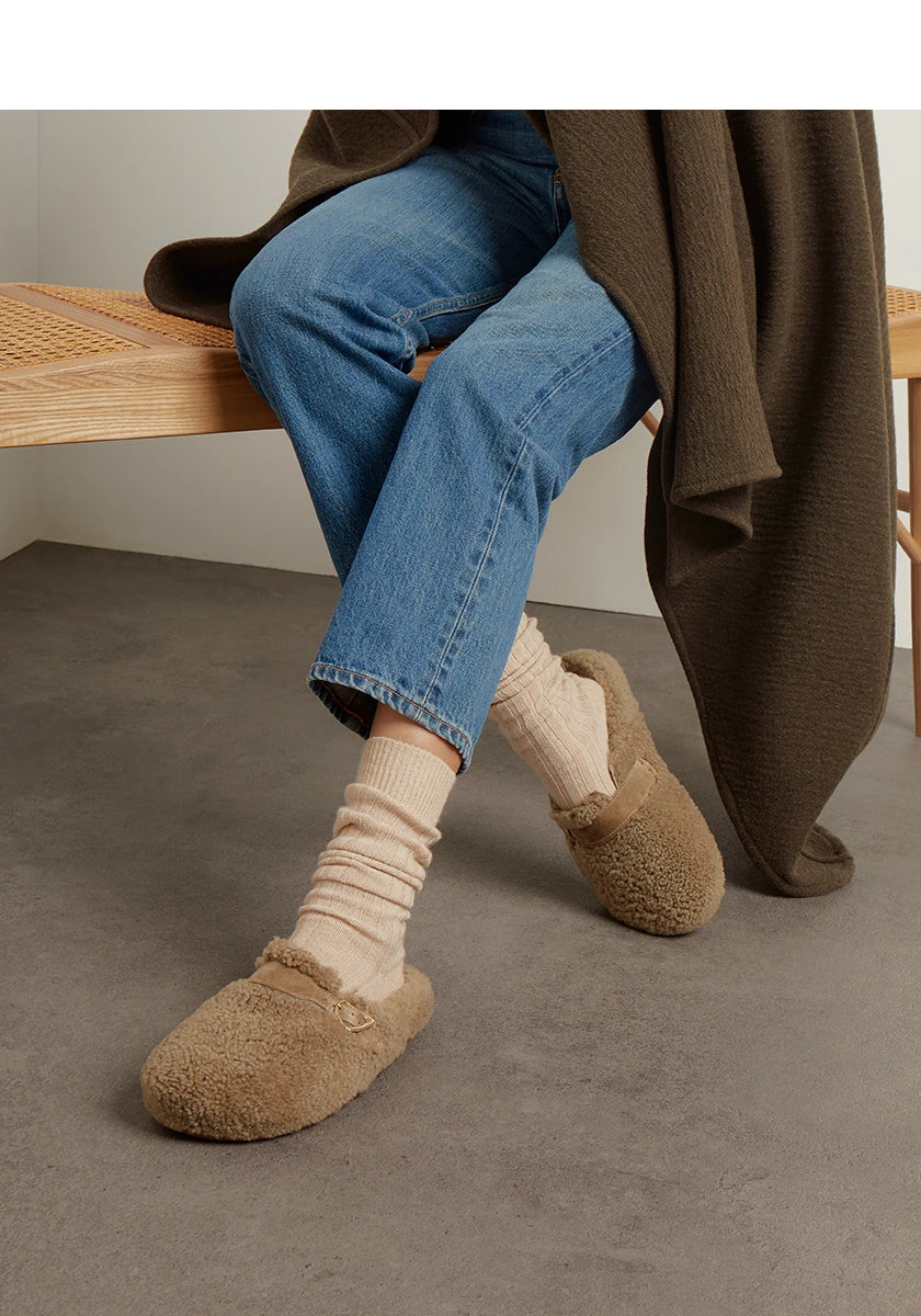 Vasilitsa Shearling Camel sandals