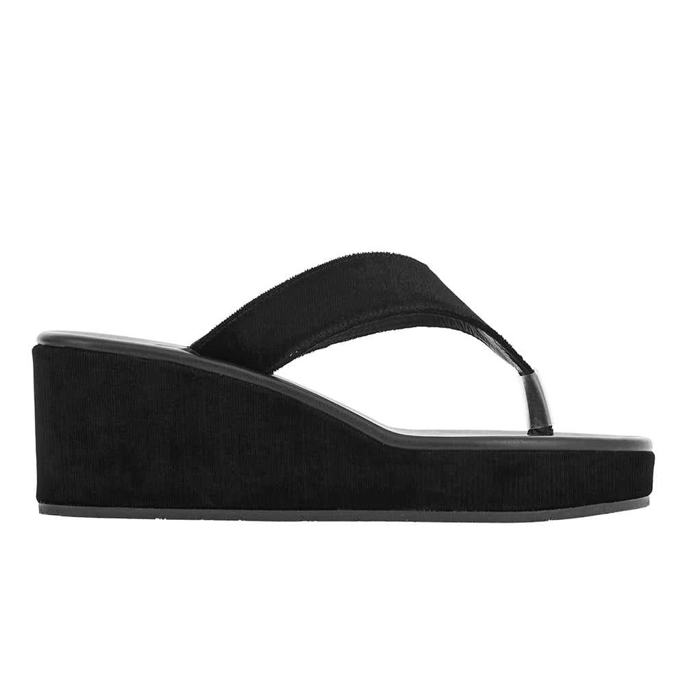 Charys Low Wedge Black