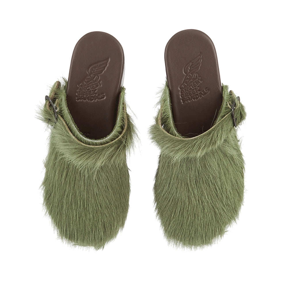 Classic Closed Clog Khaki