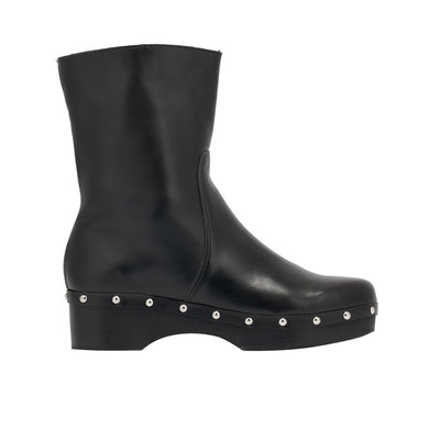 The Low Clog Boot Black