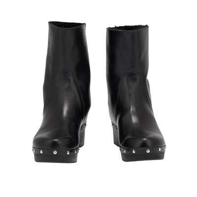 The Low Clog Boot Black