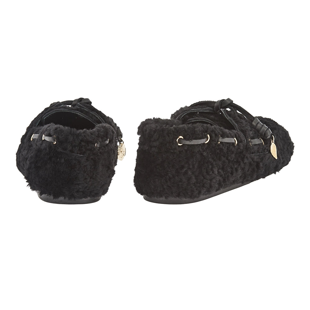 Pliaria Black